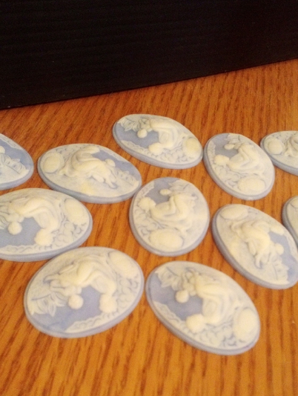 Blue and White Oval Cameo Cabochons - Set of Decorative Embellishments